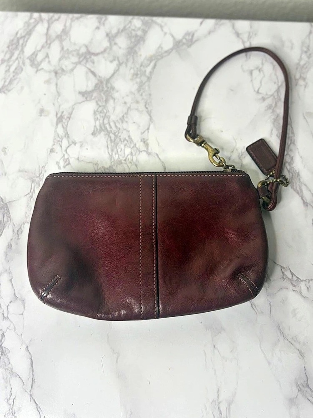 Vintage Coach Bleecker Burgundy Leather Buckle Flap Wristlet / Clutch - Picture 4 of 7